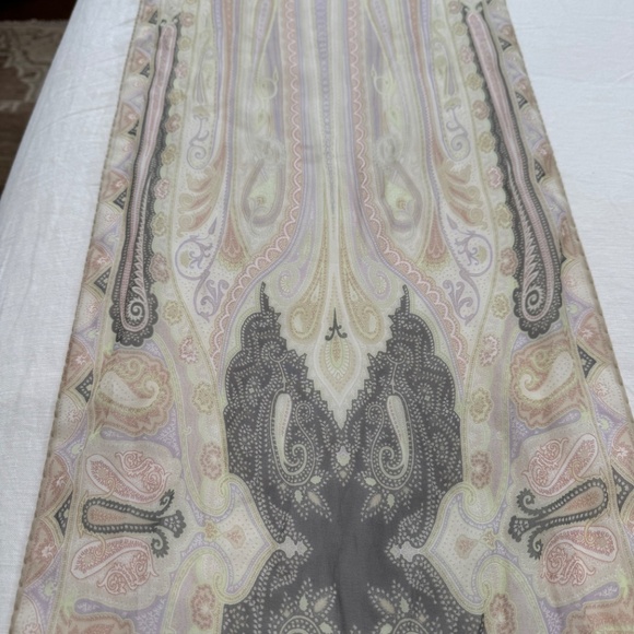 Etro silk scarf - Picture 2 of 8